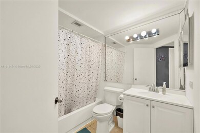 8290 Lake Dr unit 444, Doral, FL 33166 - photo 3