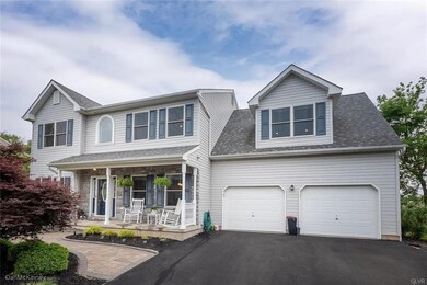 2819 Eagle Nest Ln, Nazareth, PA 18064 - photo 5