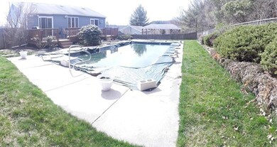 9 Bay Path Rd, Spencer, MA 01562 - photo 6