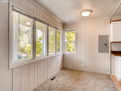 2766 Marylhurst Dr, West Linn, OR 97068 - photo 7