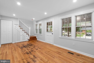 715 Anderson Ave, Rockville, MD 20850 - photo 6