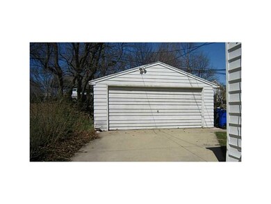 . Oversized 2 car garage