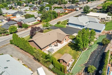 191 N Lyle Ave, East Wenatchee, WA 98802 - photo 3