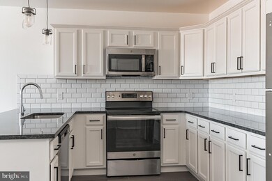 6649 Ridge Ave unit A211, Philadelphia, PA 19128 - photo 3