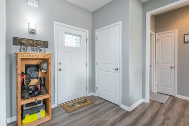 109 Blowing Tree Dr, Georgetown, KY 40324 - photo 2