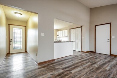 405 S Parkline Dr, New Albany, IN 47150 - photo 6