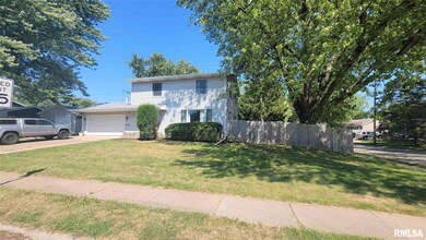 408 Westerfield Rd, Davenport, IA 52806 - photo 2