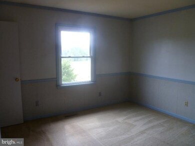 2106 Back Creek Valley Rd, Hedgesville, WV 25427 - photo 6