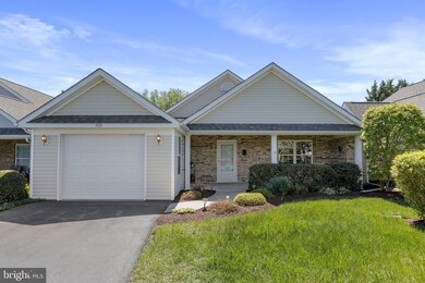 203 Rosewood Ln, Winchester, VA 22602 - photo 2