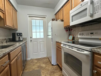 Riverhouse Gardens unit 101, Deerfield Beach, FL 33441 - photo 3