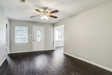 7617 S Hall St, Houston, TX 77028 - photo 3