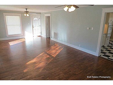 701 N 3rd St, Rogers, AR 72756 - photo 4