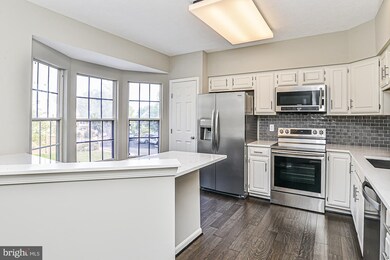 14020 Winding Ridge Ln, Centreville, VA 20121 - photo 2
