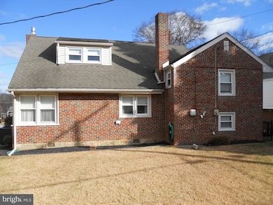 222 Opal Ave, Reading, PA 19606 - photo 5