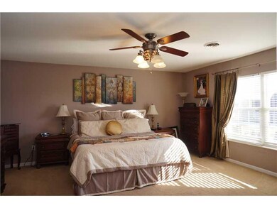 393 Woodside Ct, Batesville, IN 47006 - photo 3