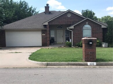 600 Woodbriar, Noble, OK 73068 - photo 3