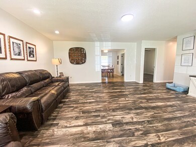 1414 Deer Run Cir, Tifton, GA 31793 - photo 5