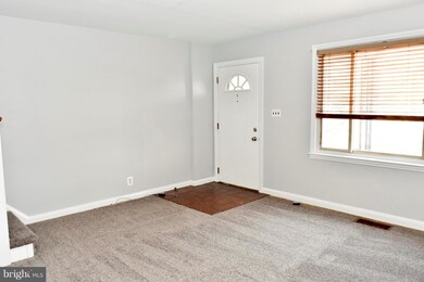 5496 Oakland Rd, Halethorpe, MD 21227 - photo 2