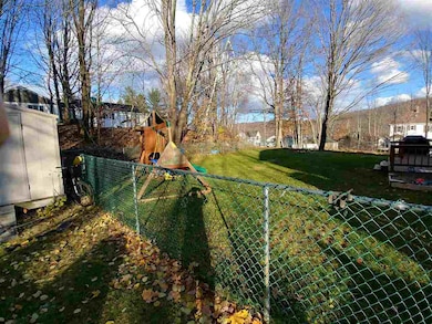 22 2nd St, Gorham, NH 03581 - photo 4