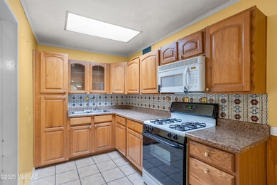 11_142 w borrego st-5