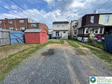 247 E Mosser St, Allentown, PA 18109 - photo 4