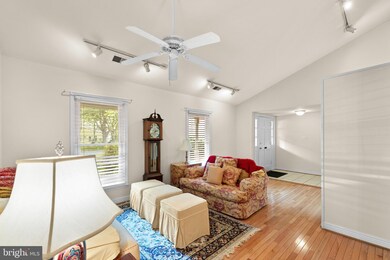 1426 Knights Bridge Turn, Crofton, MD 21114 - photo 6