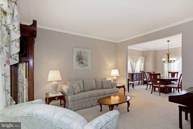 104 Locust Grove Dr, Purcellville, VA 20132 - photo 2