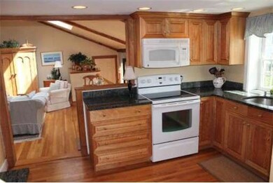 10 Beach St, Marblehead, MA 01945 - photo 7