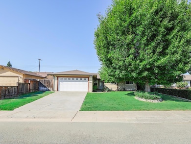 7439 Saybrook Dr, Citrus Heights, CA 95621 - photo 2