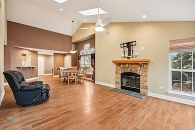 1668 Chatsford Ct unit 1, Bartlett, IL 60103 - photo 7