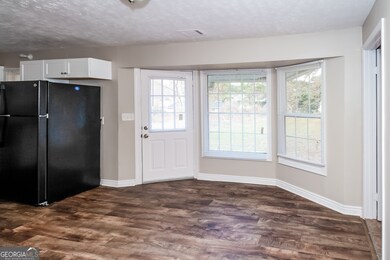 4540 Kent Rd, Atlanta, GA 30337 - photo 4