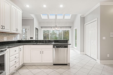 444 Iron Wood Cir, Crossville, TN 38571 - photo 7