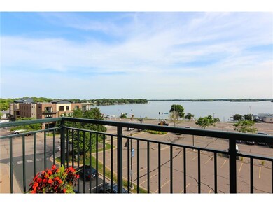 Balcony-Lake-View (1)