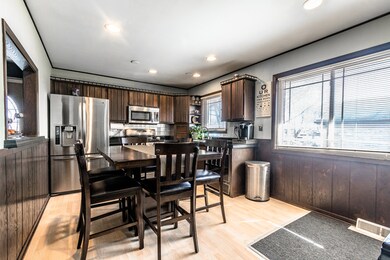 14304 Karlov Ave, Midlothian, IL 60445 - photo 4