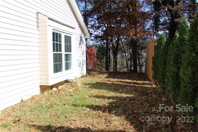 60 Lynwood Cir, Asheville, NC 28806 - photo 5