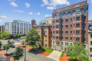 The Columbia Residences unit 406, Washington, DC 20037 - photo 4