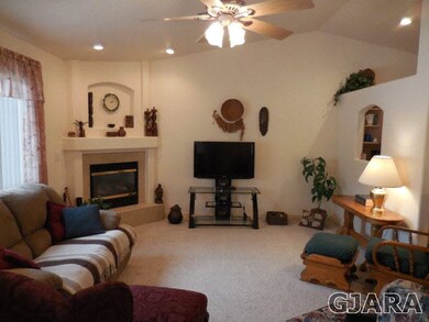 2493 Lake Park Ct unit B, Grand Junction, CO 81505 - photo 4