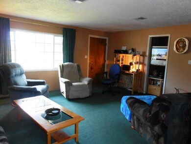 3938 Antelope Rd, White City, OR 97503 - photo 4