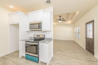 1307 Phoenix Ct, Granbury, TX 76048 - photo 7