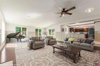 1631 Carrigallen Ln, Columbus, OH 43228 - photo 3