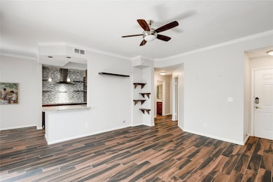 6000 Shepherd Mountain Cove unit 407, Austin, TX 78730 - photo 3