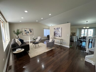 18043 Poplar Ln, Country Club Hills, IL 60478 - photo 2