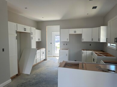 220 Harvest Park Dr, Berea, KY 40403 - photo 5