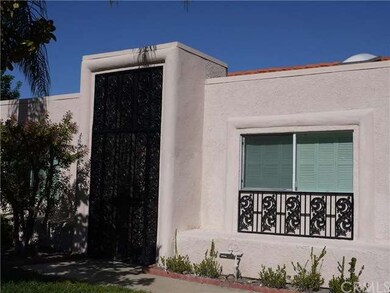 5516 Paseo Del Lago W unit B, Laguna Woods, CA 92637 - photo 2