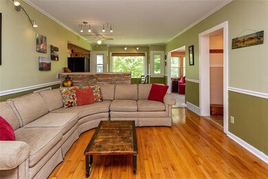 3714 Carpenter Ave, Des Moines, IA 50311 - photo 5