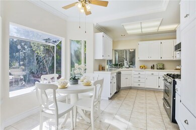 Kitchen and Breakfast Area with Natural Light.