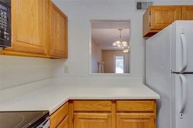 1011 Northlake Dr unit 10K, Anderson, SC 29625 - photo 7