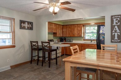 2545 Berne St SE, Lancaster, OH 43130 - photo 5