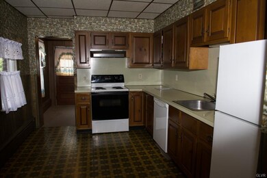 538 N 15th St, Allentown, PA 18102 - photo 4