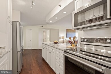 Woodbury Heights Condominium unit 606, Arlington, VA 22201 - photo 5